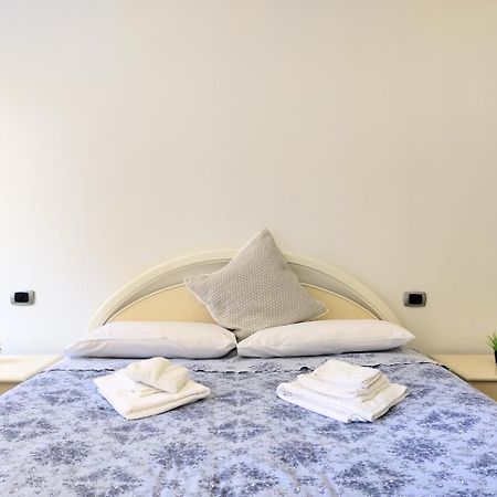 Trieste Stazione - Free Wifi Apartamento Exterior foto