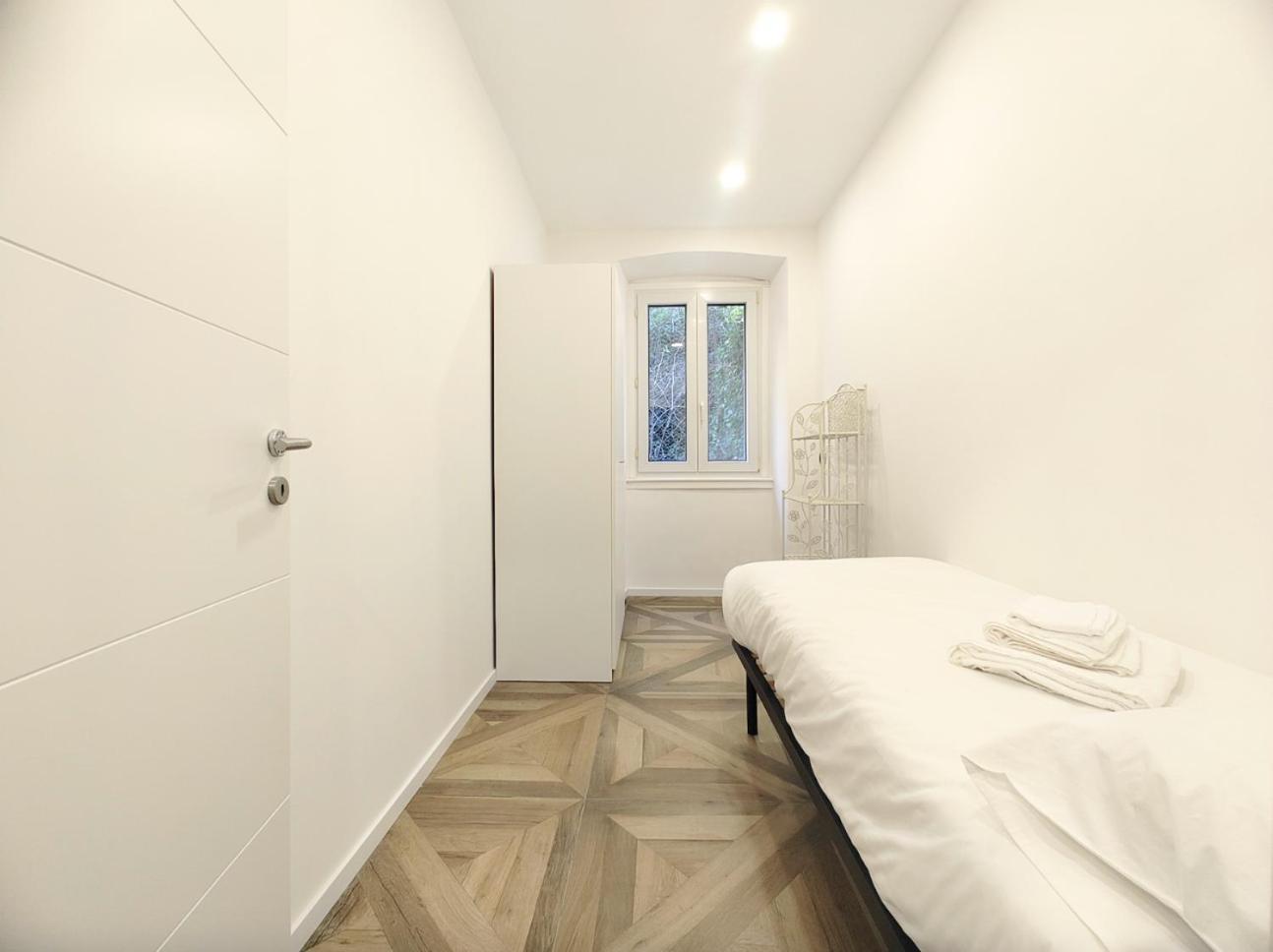 Trieste Stazione - Free Wifi Apartamento Exterior foto
